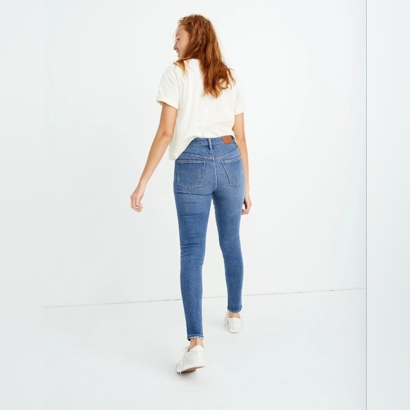 Madewell 9" Midrise Skinny Jeans In 26 - Picture 2 of 12